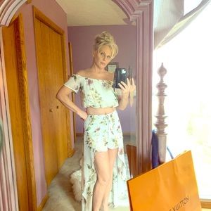 2 piece summer sassy ensemble